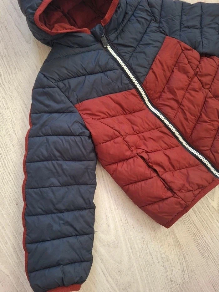Chaqueta/Chaqueta de niño bicolor azul marino/burdeos Okaïdi - 4 años – photo 3
